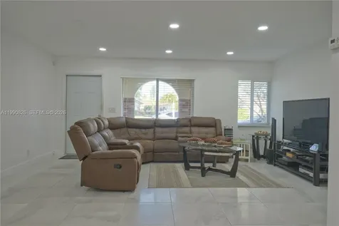 4391 NW 12th Terrace Deerfield Beach FL 33064