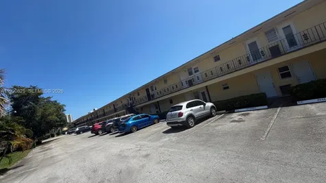 2800 NE 203rd Street Aventura FL 33180