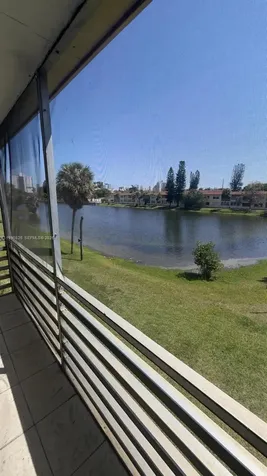 2800 NE 203rd Street Aventura FL 33180