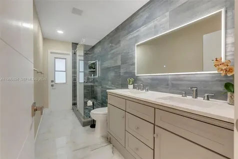 10425 NW 48th Manor Coral Springs FL 33076