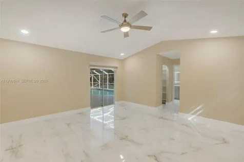 10425 NW 48th Manor Coral Springs FL 33076