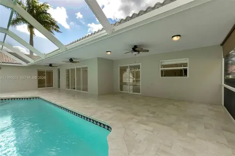 10425 NW 48th Manor Coral Springs FL 33076
