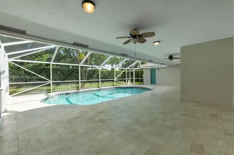 10425 NW 48th Manor Coral Springs FL 33076