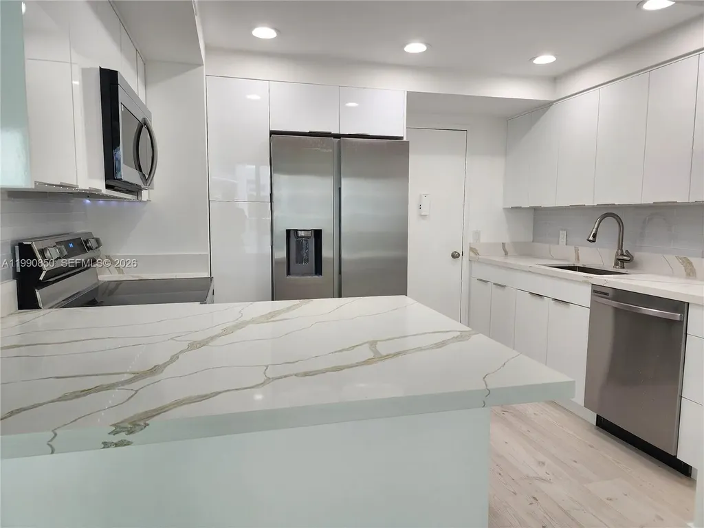 3505 S Ocean Drive Hollywood FL 33019