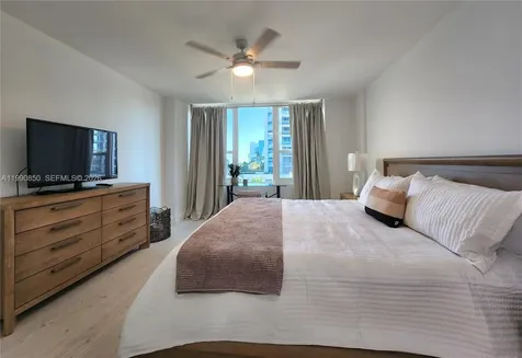 3505 S Ocean Drive Hollywood FL 33019