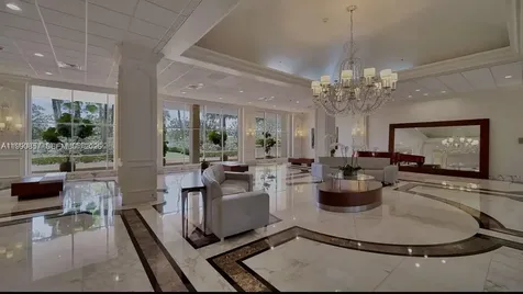 5600 Collins Avenue Miami Beach FL 33140