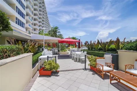 5600 Collins Avenue Miami Beach FL 33140