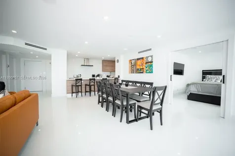 5600 Collins Avenue Miami Beach FL 33140