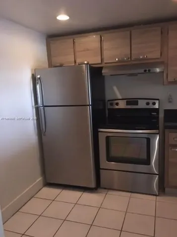 486 NW 165th Street Road Miami FL 33169