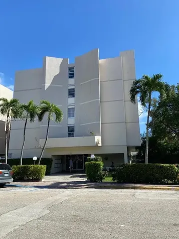 7601 Byron Avenue Miami Beach FL 33141