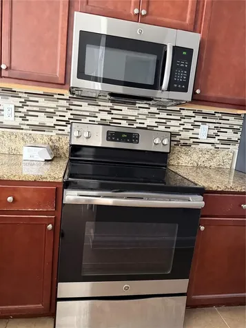 134 SE 28 Terrace Homestead FL 33033