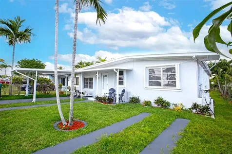 6339 SW 32nd Street Miami FL 33155