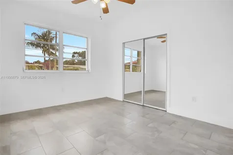 6339 SW 32nd Street Miami FL 33155