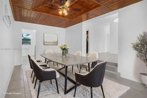 6339 SW 32nd Street Miami FL 33155