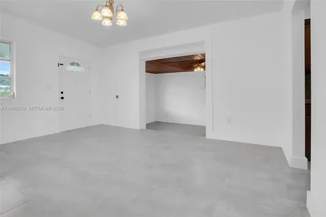 6339 SW 32nd Street Miami FL 33155