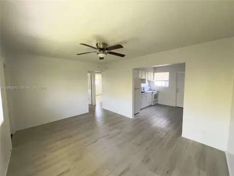 404 SW 5th Avenue Hallandale Beach FL 33009
