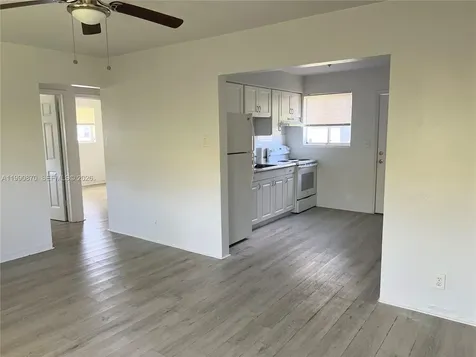 404 SW 5th Avenue Hallandale Beach FL 33009