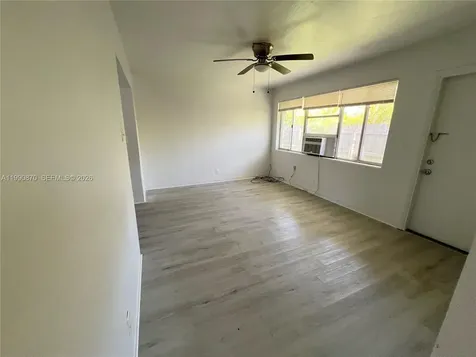 404 SW 5th Avenue Hallandale Beach FL 33009