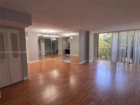 17021 N Bay Road Sunny Isles Beach FL 33160