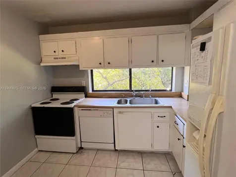17021 N Bay Road Sunny Isles Beach FL 33160