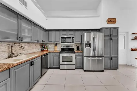 20106 NW 9th Drive Pembroke Pines FL 33029