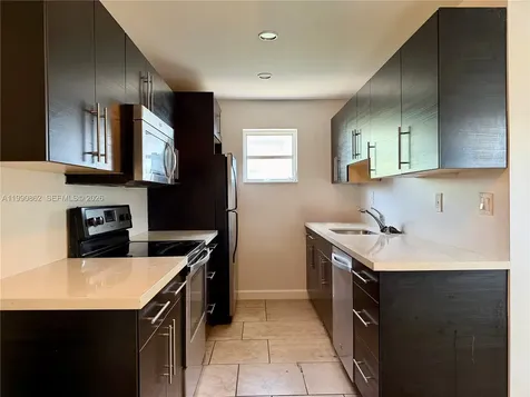 1824 Monroe Street Hollywood FL 33020