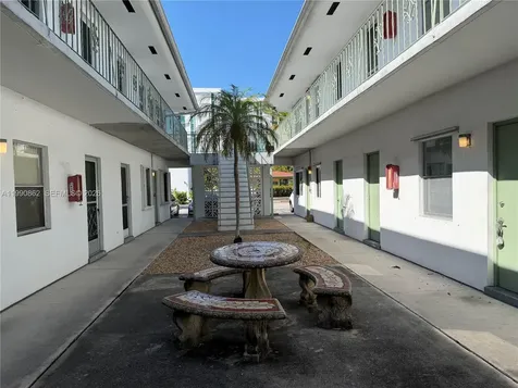 1824 Monroe Street Hollywood FL 33020