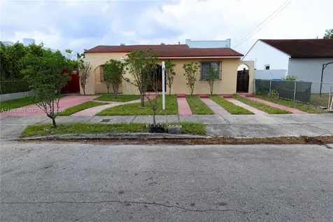 2323 SW 17th Terrace Miami FL 33145