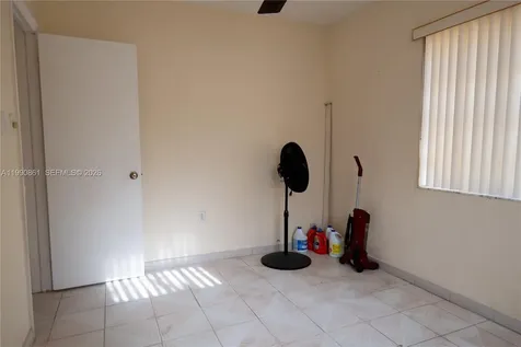 2323 SW 17th Terrace Miami FL 33145