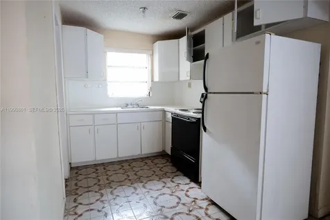 2323 SW 17th Terrace Miami FL 33145