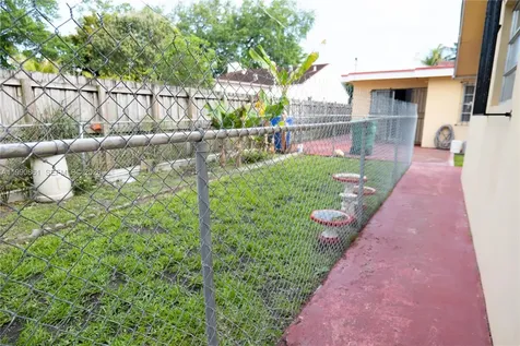 2323 SW 17th Terrace Miami FL 33145