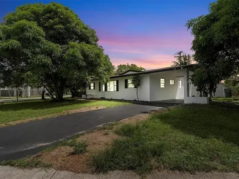 4900 NW 14th Street Lauderhill FL 33313