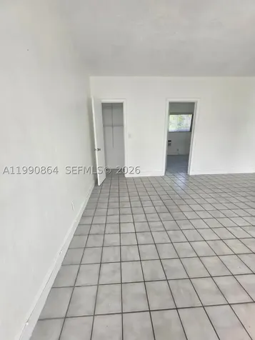 7155 Rue Notre Dame Miami Beach FL 33141