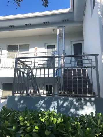 7155 Rue Notre Dame Miami Beach FL 33141