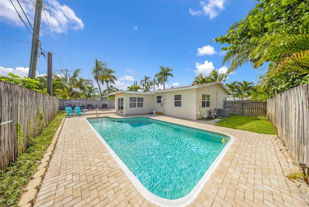 1460 NE 30th Court Pompano Beach FL 33064