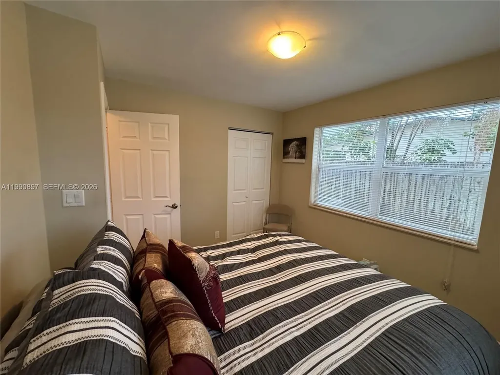 1460 NE 30th Court Pompano Beach FL 33064