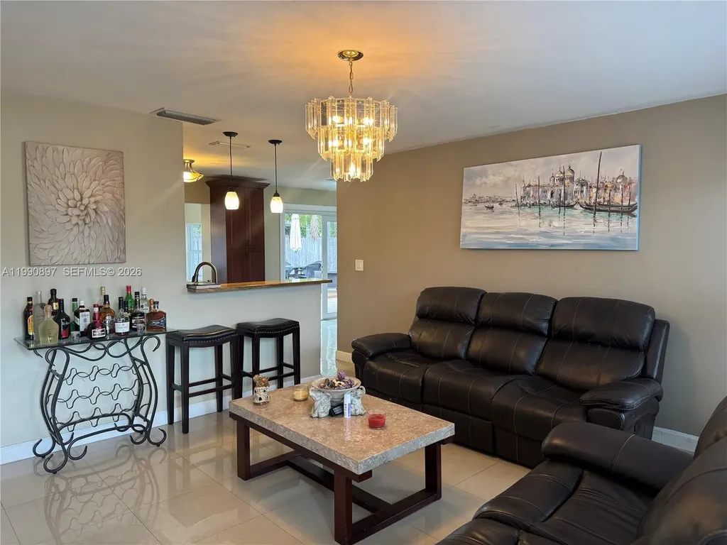 1460 NE 30th Court Pompano Beach FL 33064