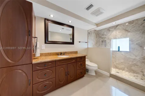 1460 NE 30th Court Pompano Beach FL 33064
