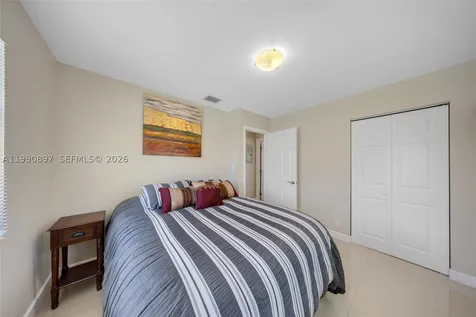 1460 NE 30th Court Pompano Beach FL 33064
