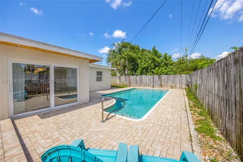 1460 NE 30th Court Pompano Beach FL 33064