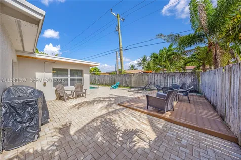 1460 NE 30th Court Pompano Beach FL 33064