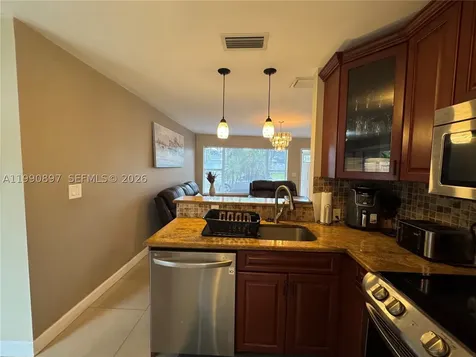 1460 NE 30th Court Pompano Beach FL 33064