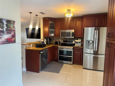 1460 NE 30th Court Pompano Beach FL 33064