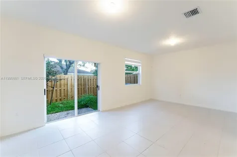 5514 NW 27th Street Lauderhill FL 33313