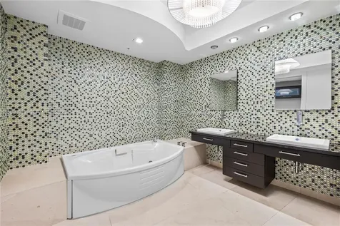 18201 Collins Avenue Sunny Isles Beach FL 33160