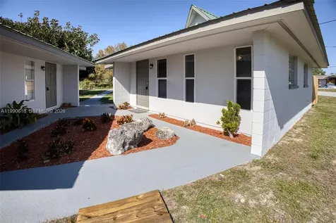 101-103 Jasmine Court Lake Placid FL 33852