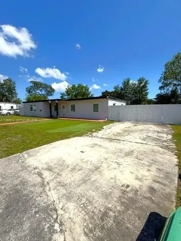 15825 E Bunche Park Drive Miami Gardens FL 33054