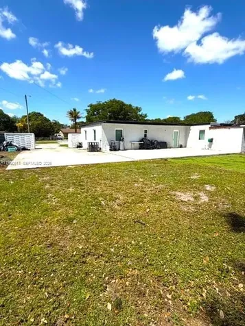 15825 E Bunche Park Drive Miami Gardens FL 33054
