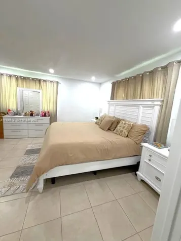 15825 E Bunche Park Drive Miami Gardens FL 33054
