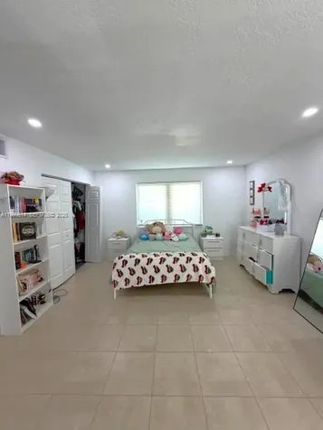 15825 E Bunche Park Drive Miami Gardens FL 33054